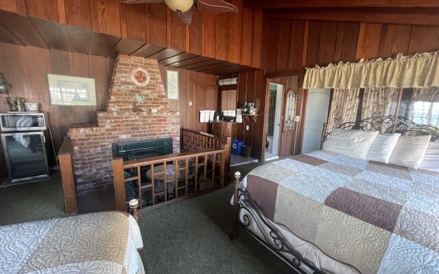 Edgewater Beach Motel