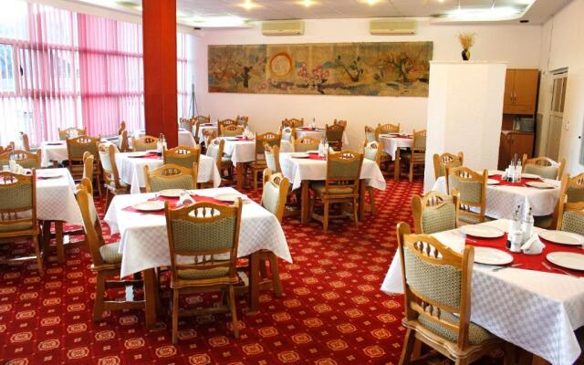 Hotel Montana - Covasna