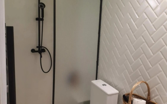 Agias Sofias Square Stunning suite