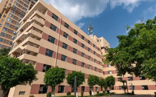 Chengdu Star Flower Garden Hotel (University Games Sports Center) – Exterior – Chengdu