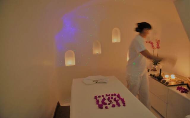 Art Maisons Aspaki Exclusive Suites