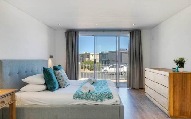 Spacious Holiday Villa w Private Pool Garden Serein