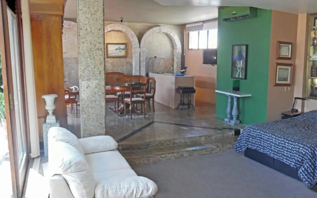 Ipanema's Beautiful Penthouse