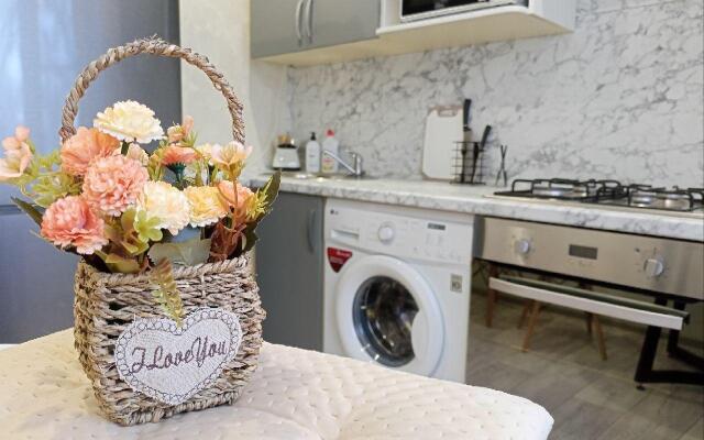 Apartments on Savushkina street 37 k2