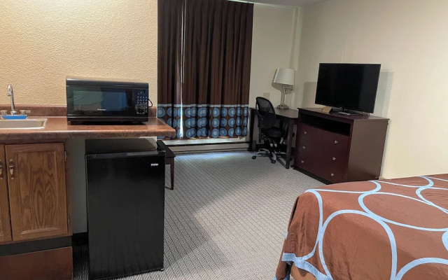 AmeriVu Inn & Suites