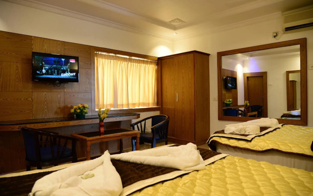 Tri Sea Hotel – Guest Rooms – Kanyakumari
