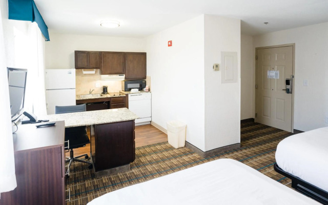 Mainstay Suites Knoxville Airport