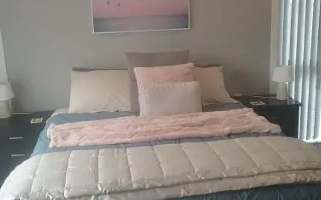 Best View on Westview (Adults Only)