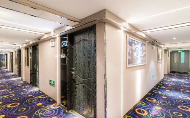 Dequan Hotel (Gaotie Chaoyangzhan)