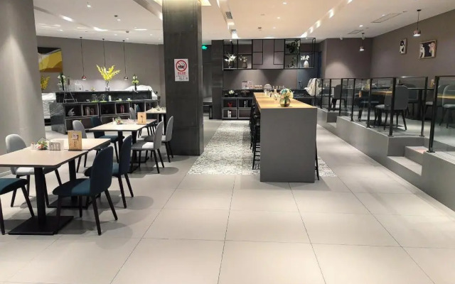 Motel168 Jia Ding Bo Le Inn