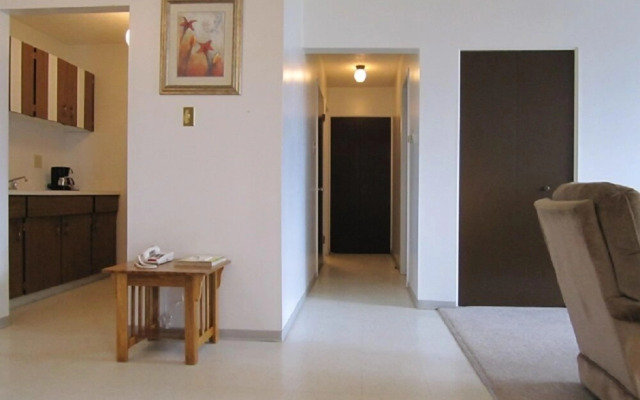 Misty Mountain Inn and Suites