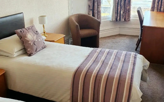 Hydro Hotel