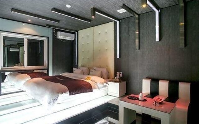 Eumseong Aria Drive-in