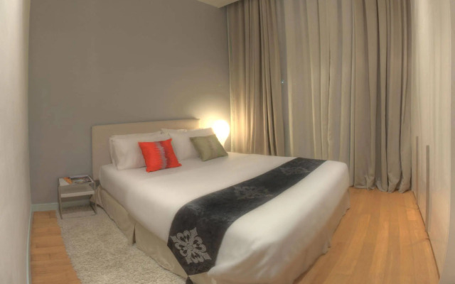 Golden Triangle Suites by Mondo