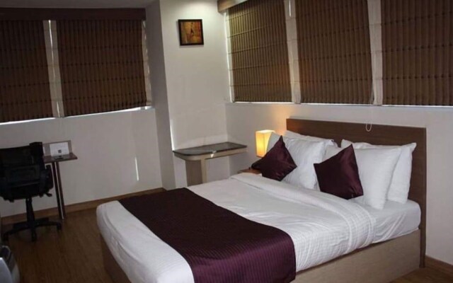 Hotel Hyphen Noida