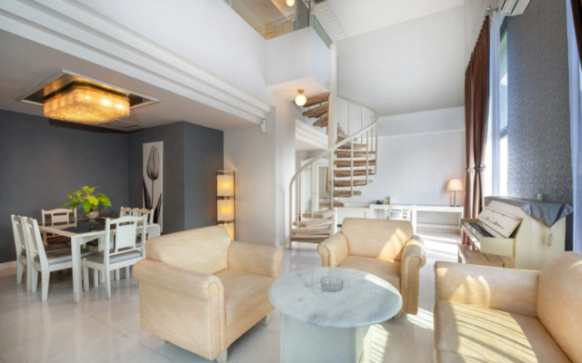 Tychi Hotel