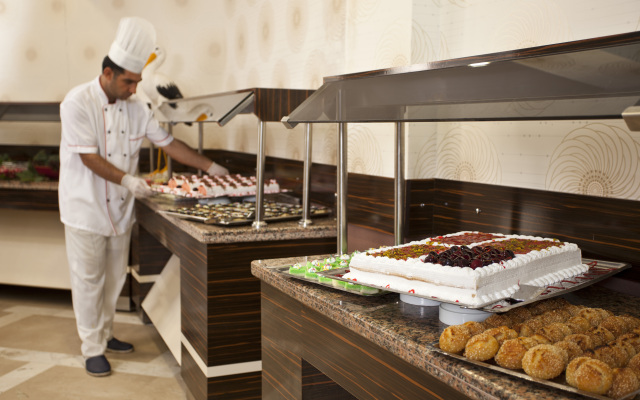 Monte Carlo Hotel - All Inclusive
