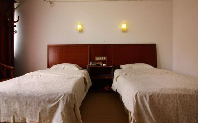 Yingzhou Business Hotel