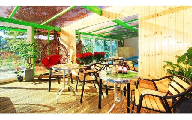 Camino Poolvilla Pension