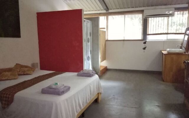 Tuanis B&B Tamarindo