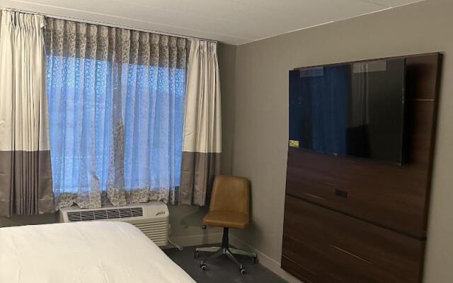 Four Points by Sheraton Columbus-Polaris