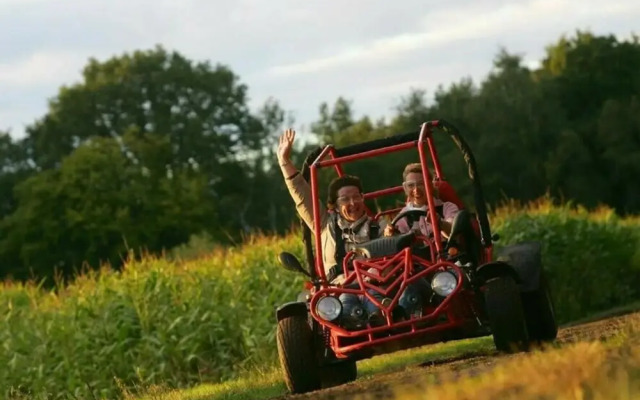 Two-Person Hotel Lodge