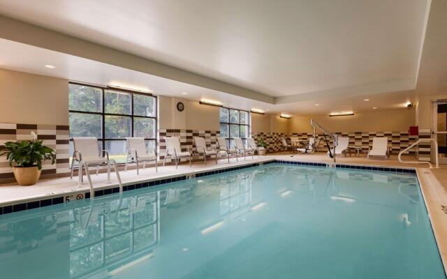 Hampton Inn & Suites Camp Springs/Andrews AFB