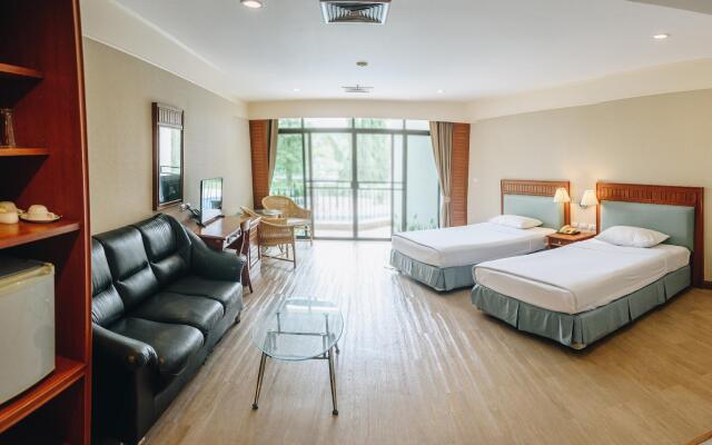 Eco Hotel by Thammasat