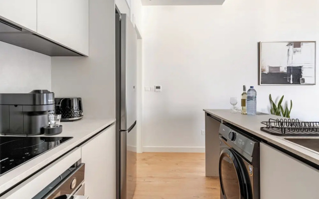 Yamas Urban Living Sequoia Residence