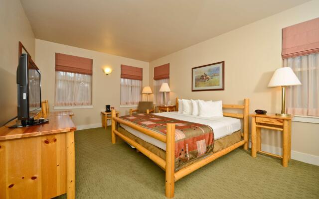 Best Western Plus Plaza Hotel