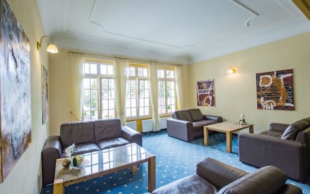 Seehotel Grossraeschen