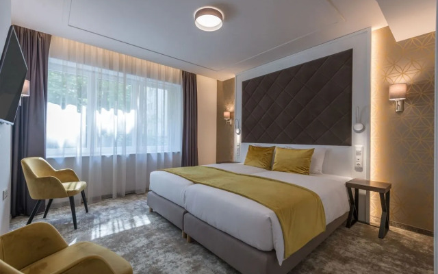 M-Square Hotel