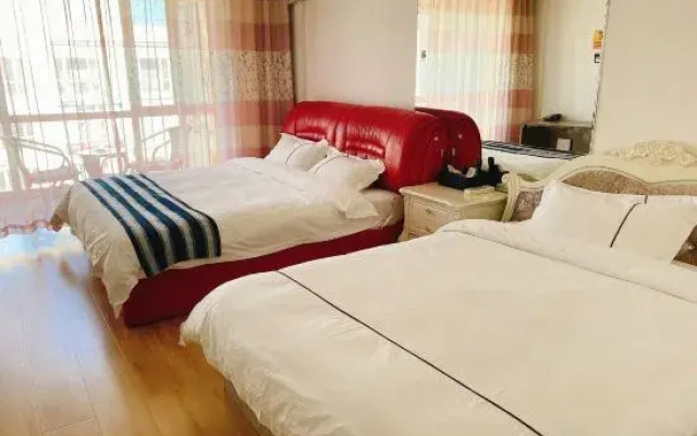 Yanji Rongguang Hotel