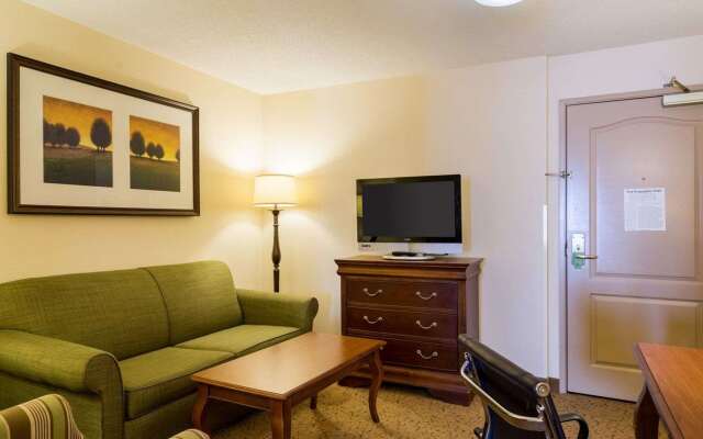 Comfort Inn & Suites