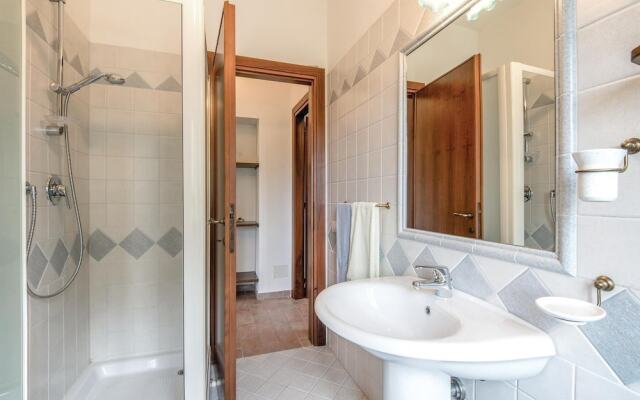 Stunning Home in Acquasparta -tr- With Wifi and 9 Bedrooms