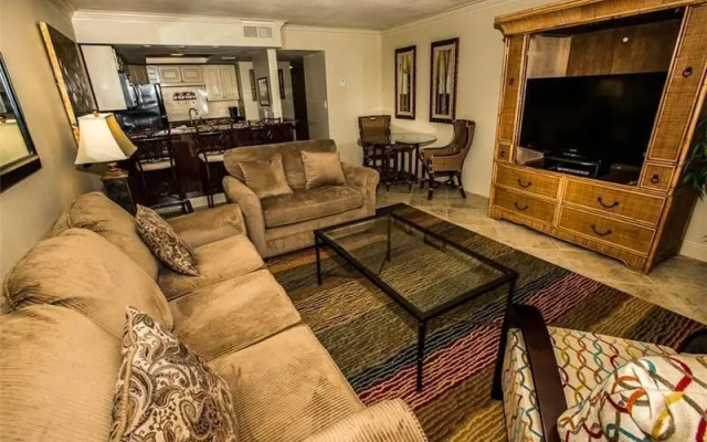 Holiday Surf and Racquet by Holiday Isles