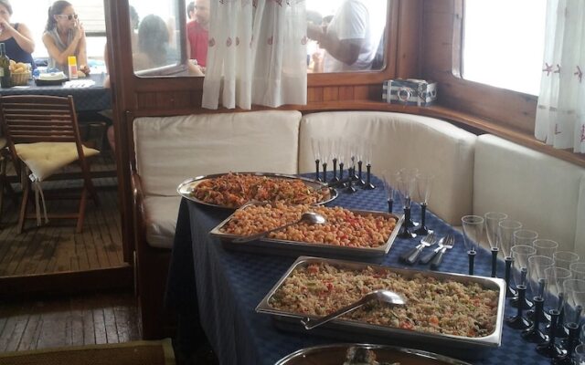 Liveaboard & Diving Safari - Aegadian Islands Tour