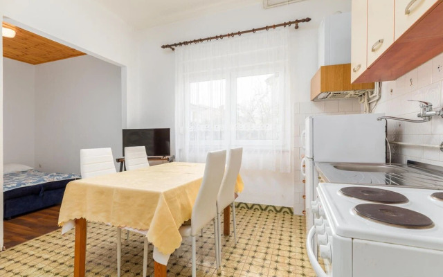 Stunning Apartment in Fazana With 3 Bedrooms