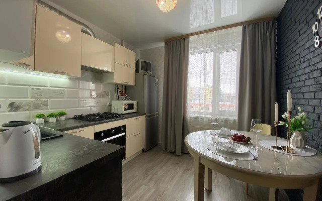 Пять Звёзд в микрорайоне Советский