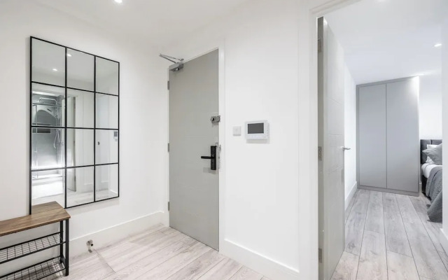 Beautiful 2Bedroom House in Central Town