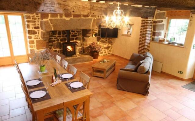 Gîte la Baroche-Sous-Lucé, 3 Pièces, 5 Personnes - Fr-1-497-7