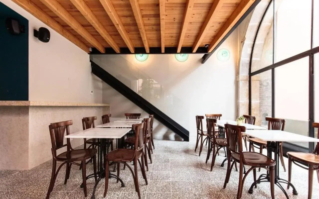 Dear Lisbon - Gallery House