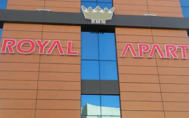 Royal Aparts