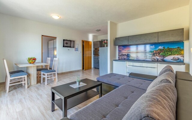Beautiful Apartment in Pomer With 1 Bedrooms and Wifi