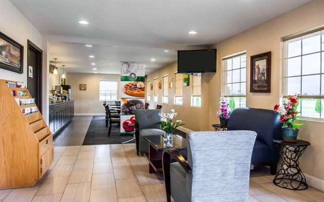 Quality Inn Cairo I-57