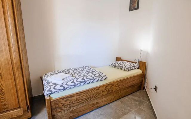 Sleek and Stylish Umag Apartments With Sea View