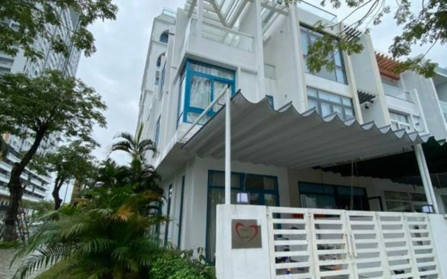 Santori Apartments