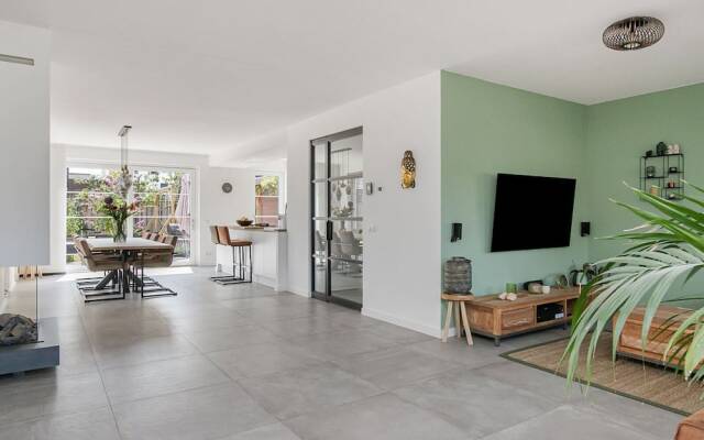Tasteful Holiday Home in Middelburg With Garden