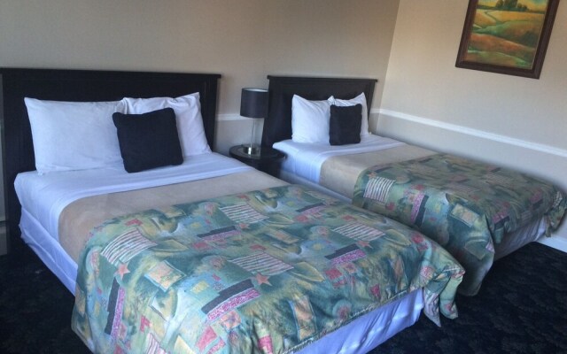 Horseshoe Bay Motel