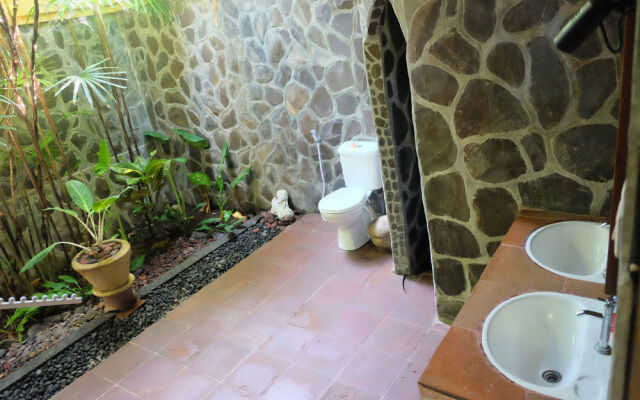 Villa Boreh Beach Resort & Spa